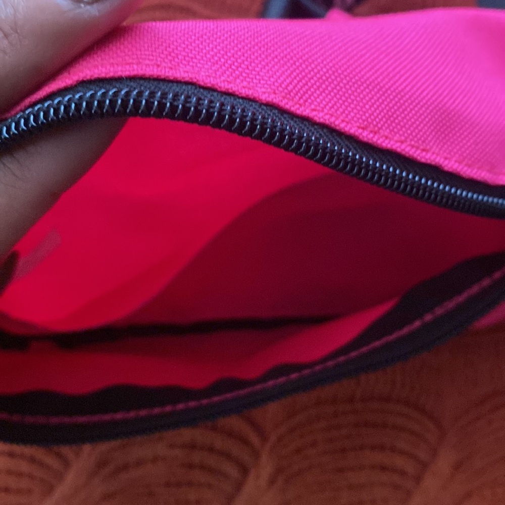 Pink Fanny pack - Picture 5 of 6